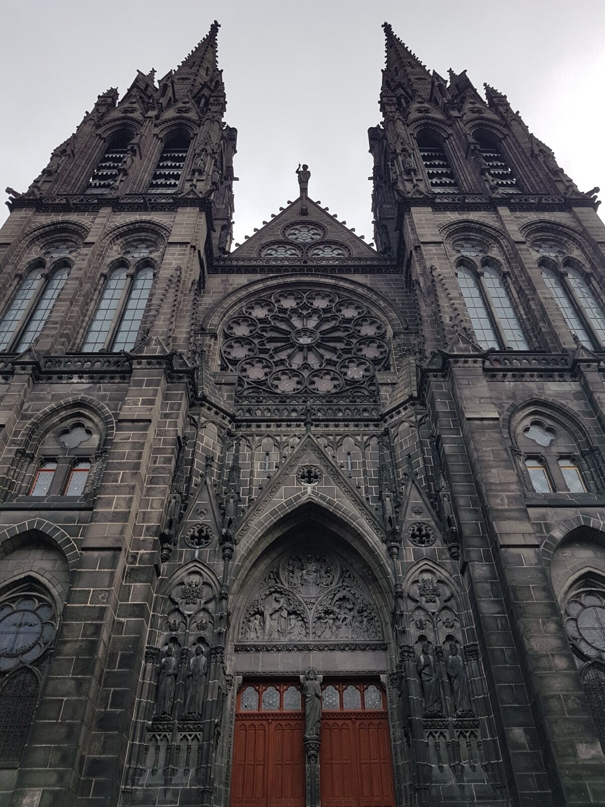 Cathédrale de Clermont-Ferrand, proche de Durtol