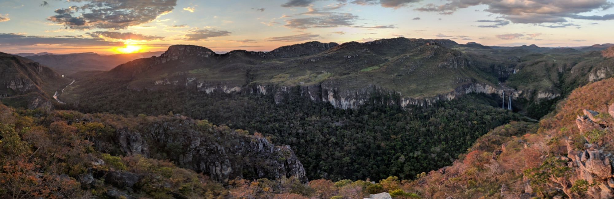 Mirante da Janela dans le parc national de la Chapada dos Veadeiros, cerrado doré du Goiás