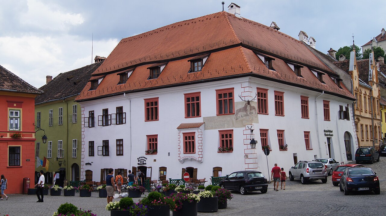 Vue du centre historique fortifié de Sighișoara, citadelle saxonne de Transylvanie